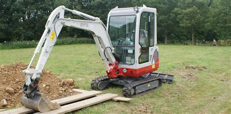 Nottingham Mini Digger Hire 